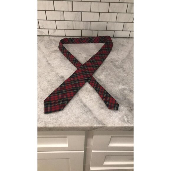 Vintage Pendleton Tie Mens Red Tartan Plaid Virgin Wool Necktie Classic Preppy - Picture 1 of 7